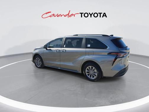 2026 Toyota Sienna XLE