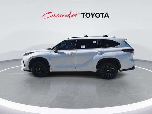 2026 Toyota Highlander XSE