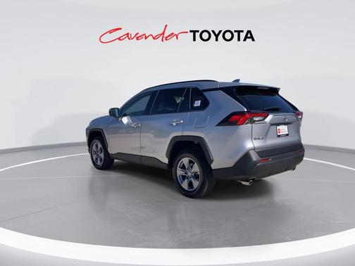 2025 Toyota RAV4 Hybrid SE