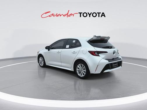 Wind Chill Pearl 2026 Toyota Corolla SE