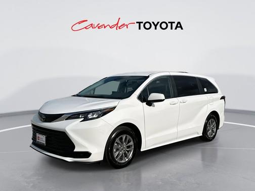 Ice Cap 2026 Toyota Sienna LE