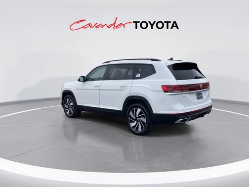 2025 Volkswagen Atlas 2.0T SE w/Technology 4MOTION