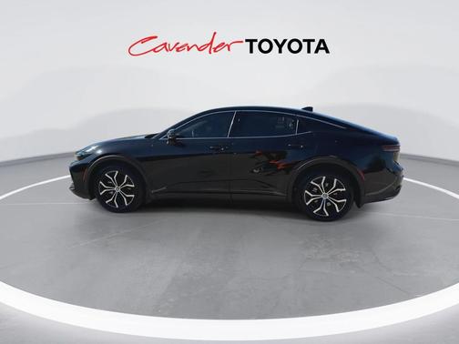 2023 Toyota Crown XLE