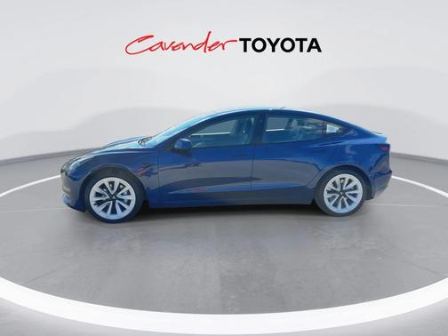 2022 Tesla Model 3 Standard Range