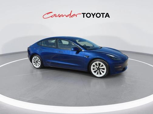 2022 Tesla Model 3 Standard Range