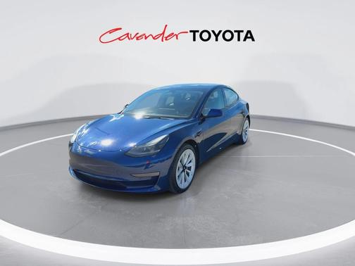 2022 Tesla Model 3 Standard Range