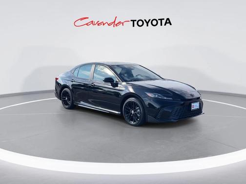 Midnight Black Metallic 2025 Toyota Camry SE