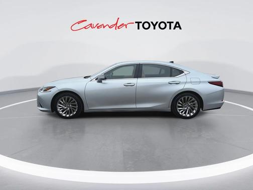 2025 Lexus ES 350 Ultra Luxury