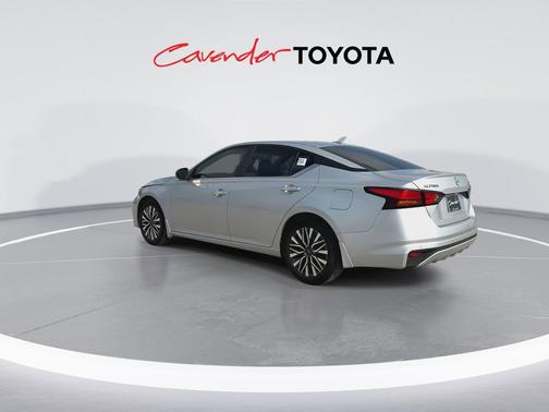 Brilliant Silver 2024 Nissan Altima 2.5 SV