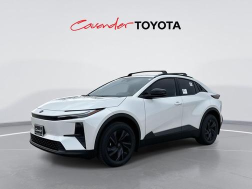 Wind Chill Pearl 2026 Toyota C-HR SE