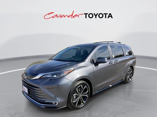 2025 Toyota Sienna Platinum
