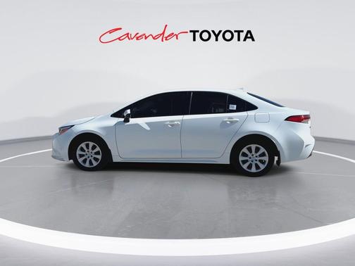 Ice Cap 2024 Toyota Corolla Hybrid LE