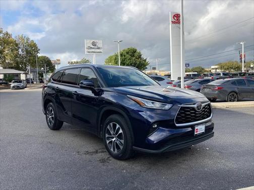 2020 Toyota Highlander XLE
