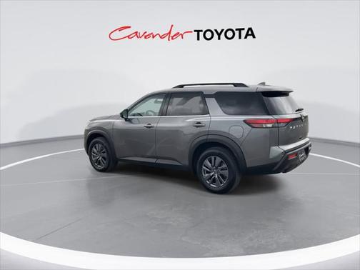 2024 Nissan Pathfinder SV FWD