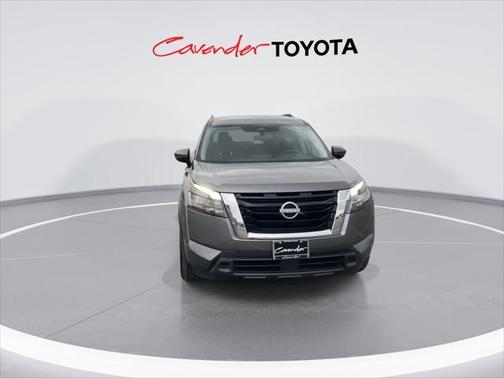 2024 Nissan Pathfinder SV FWD