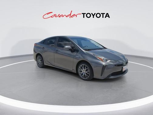Magnetic Gray Metallic 2019 Toyota Prius XLE