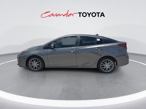 Magnetic Gray Metallic 2019 Toyota Prius XLE