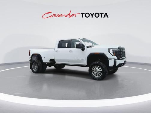 Summit White 2024 GMC Sierra 3500 Denali
