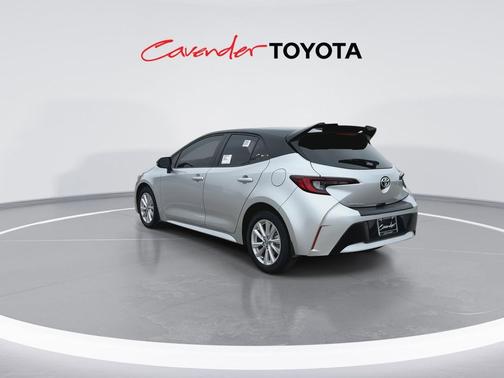 Classic Silver Metallic/Midnight Black Metallic 2026 Toyota Corolla SE