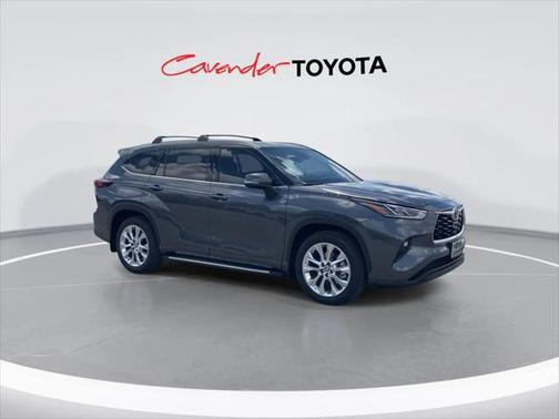 2025 Toyota Highlander Limited