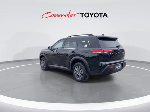 2025 Nissan Pathfinder SV 4WD