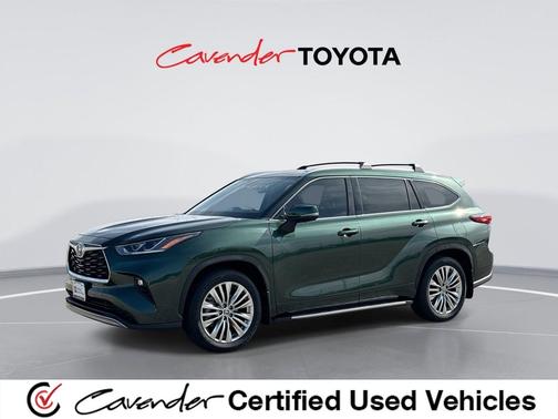 Cypress 2023 Toyota Highlander Hybrid Platinum