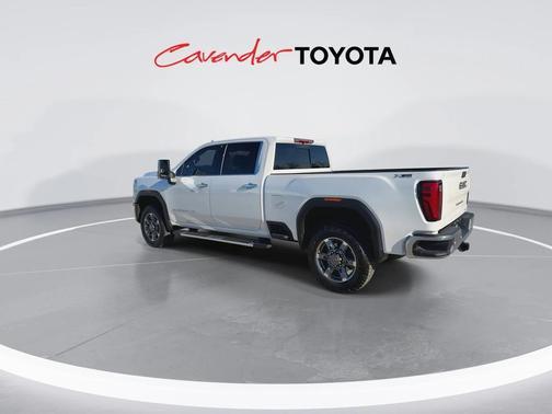 2025 GMC Sierra 2500 SLT