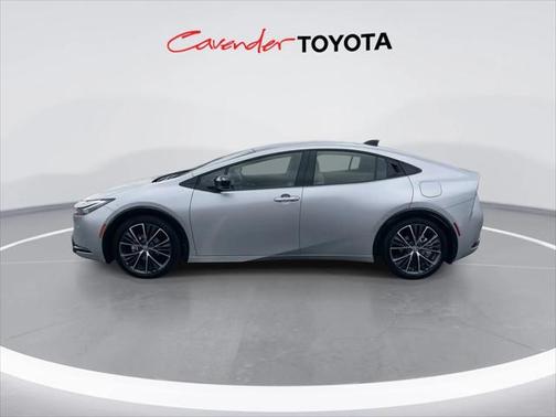 2025 Toyota Prius XLE