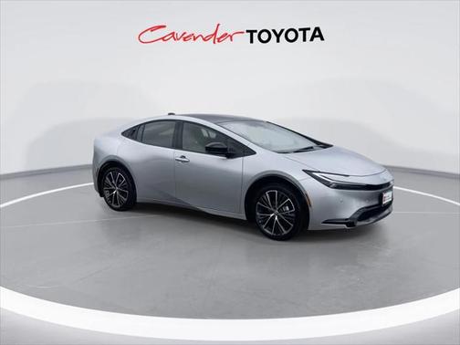 2025 Toyota Prius XLE