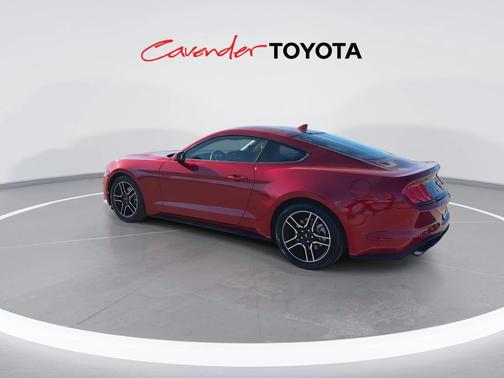 2021 Ford Mustang EcoBoost