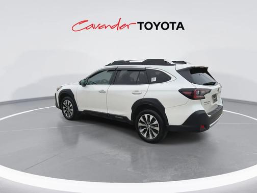 2025 Subaru Outback Touring XT