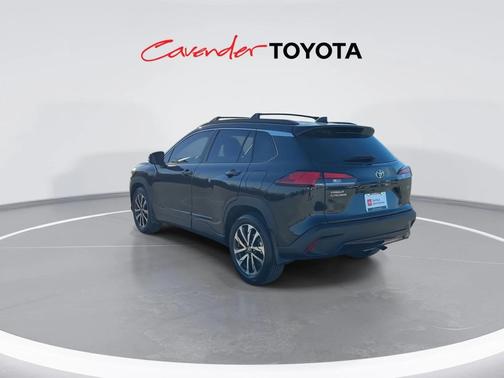 2024 Toyota Corolla Cross XLE