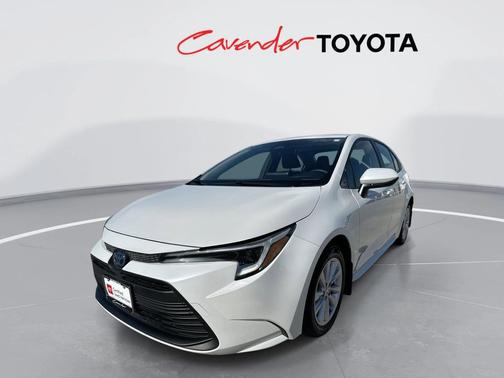 2024 Toyota Corolla Hybrid LE