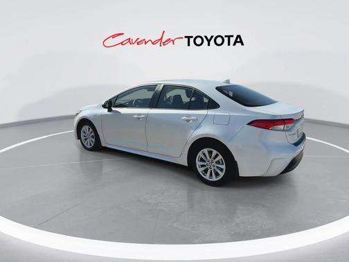 2024 Toyota Corolla Hybrid LE