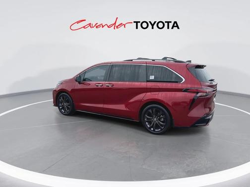2024 Toyota Sienna XSE 7 Passenger