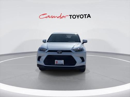 2025 Toyota Highlander LE