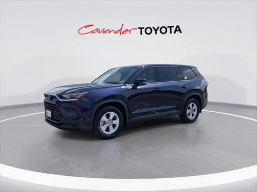 2025 Toyota Highlander LE