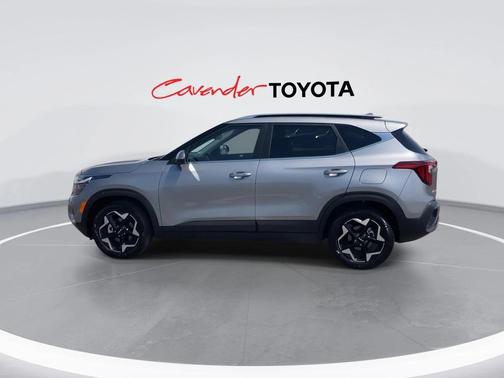 2025 Kia Seltos EX