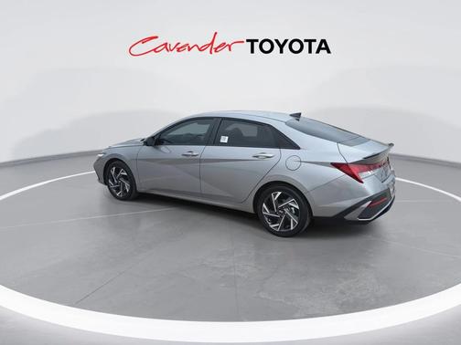 2025 Hyundai ELANTRA HEV SEL Sport