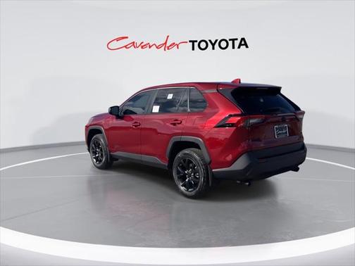 2025 Toyota RAV4 LE