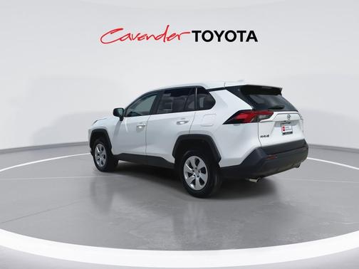 Ice Cap 2025 Toyota RAV4 LE