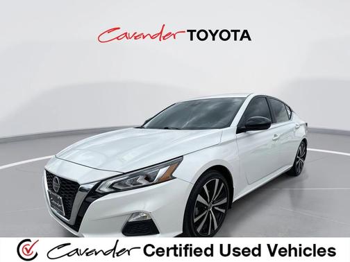 2022 Nissan Altima SR VC-Turbo FWD