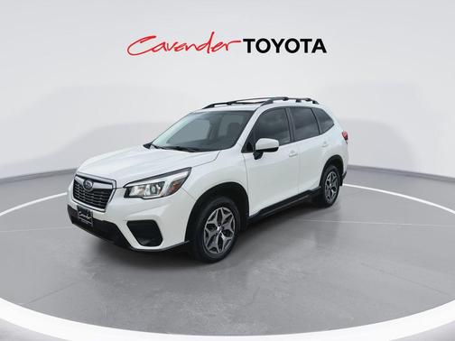 Crystal White Pearl 2020 Subaru Forester Premium