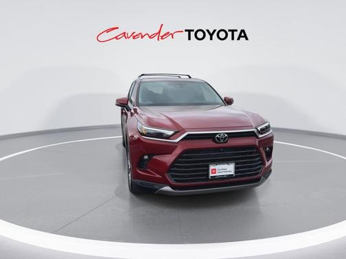 Ruby Flare Pearl 2026 Toyota Grand Highlander Platinum