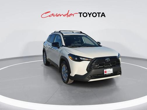 2026 Toyota Corolla Cross LE