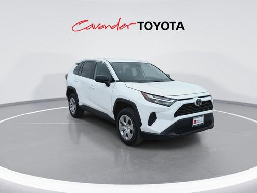 Ice Cap 2025 Toyota RAV4 LE