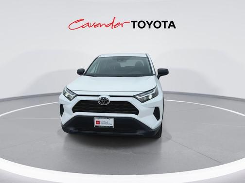Ice Cap 2025 Toyota RAV4 LE