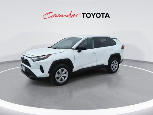 Ice Cap 2025 Toyota RAV4 LE