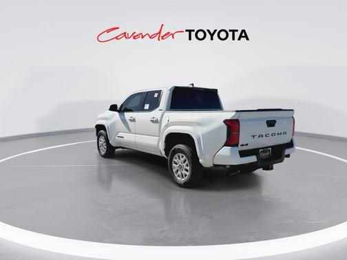 Ice Cap 2026 Toyota Tacoma SR5