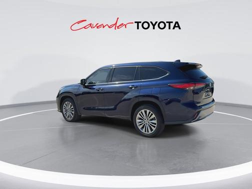 Blueprint 2023 Toyota Highlander Platinum